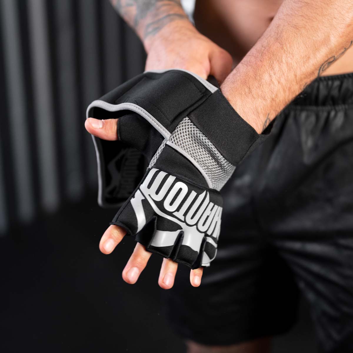 Phantom Athletics Gel-Neopren Handschuhe Impact Bandagen schwarz MMA Muay Thai 